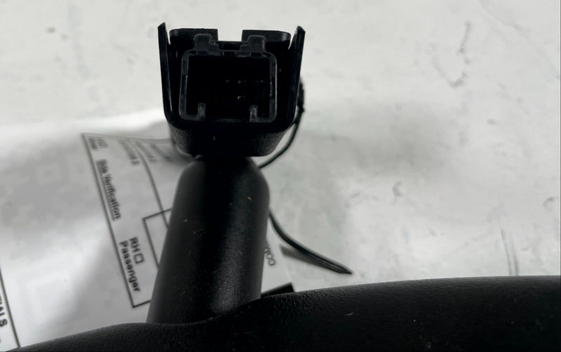 Load image into Gallery viewer, 2020-2025 KIA TELLURIDE INTERIOR REAR VIEW MIRROR ASSEMBLY 85101-A4000 # 112731
