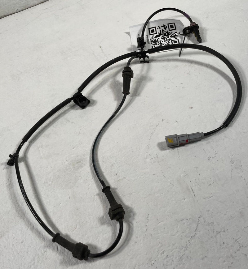Load image into Gallery viewer, 2024-2026 HYUNDAI SANTA FE FRONT LEFT SIDE ABS WHEEL SPEED SENSOR 2.5L # 108639
