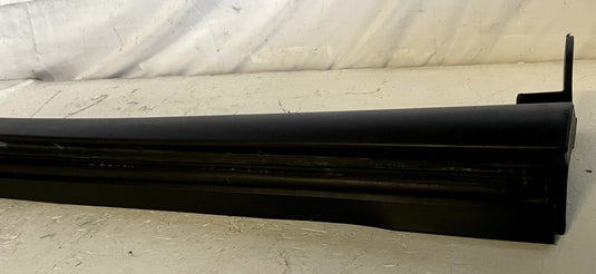 2022-2024 HYUNDAI IONIQ 5 RIGHT SIDE SKIRT ROCKER PANEL MOLDING BLACK