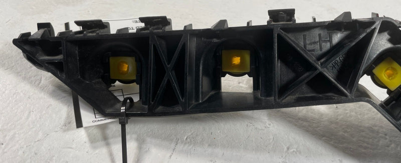 Load image into Gallery viewer, 2024-2026 HYUNDAI SANTA FE REAR LEFT SIDE BUMPER UPPER SUPPORT BRACKET # 108632
