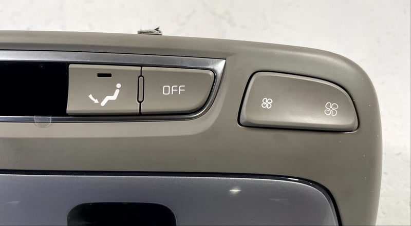 Load image into Gallery viewer, 2020 - 2022 KIA TELLURIDE REAR DOME LIGHT LAMP W/ CLIMATE CONTROLS # 112745
