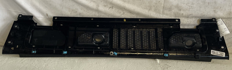 Load image into Gallery viewer, 2020-2026 JEEP GLADIATOR FRONT WINDSHIELD VENT GRILLE COWL COVER PANEL # 114149
