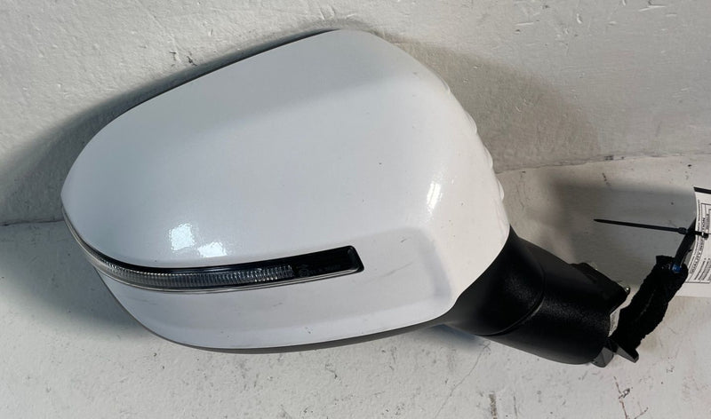 Load image into Gallery viewer, 2020-22 KIA TELLURIDE FRONT RIGHT VIEW DOOR MIRROR W/O CAMERA WHITE GWP # 107172
