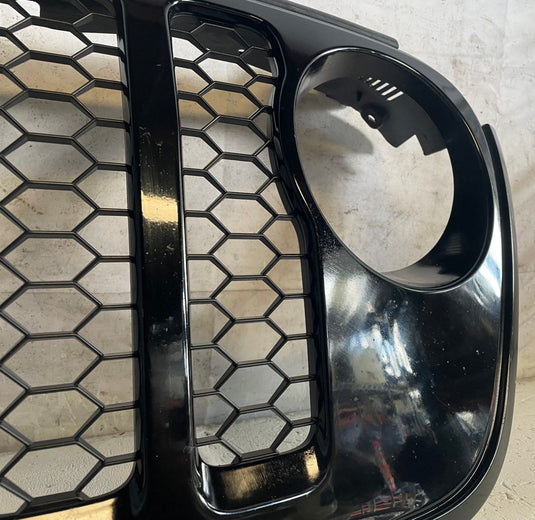 2020-23 JEEP GLADIATOR FRONT BUMPER RADIATOR UPPER GRILLE GRILL MOLDING