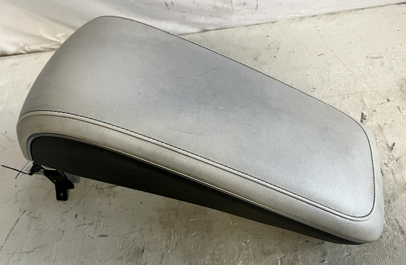 Load image into Gallery viewer, 2022-2024 HYUNDAI IONIQ 5 CONSOLE STORAGE TRAY BOX &amp; ARMREST LID COVER # 107271

