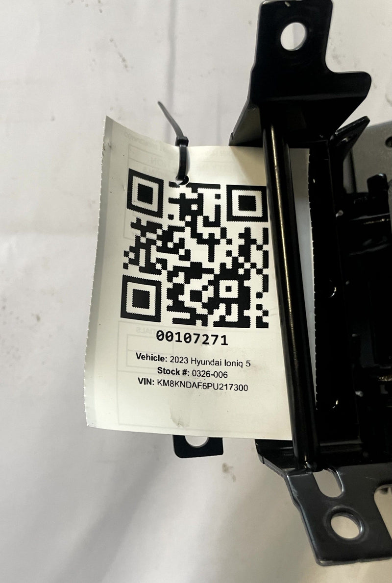 Load image into Gallery viewer, 2022-2024 HYUNDAI IONIQ 5 CONSOLE STORAGE TRAY BOX &amp; ARMREST LID COVER # 107271
