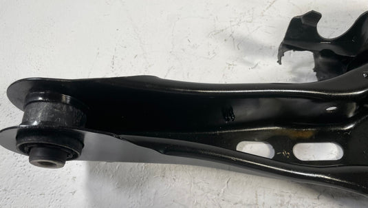 2021-2026 KIA K5 SEDAN REAR RIGHT SIDE LOWER CONTROL ARM SPRING PERCH