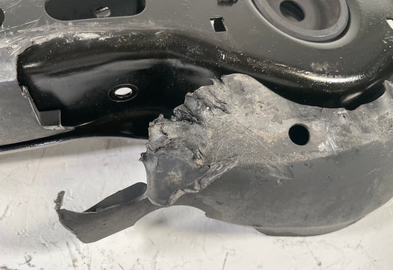 Load image into Gallery viewer, 2021-2026 KIA K5 SEDAN REAR RIGHT SIDE LOWER CONTROL ARM SPRING PERCH # 111775
