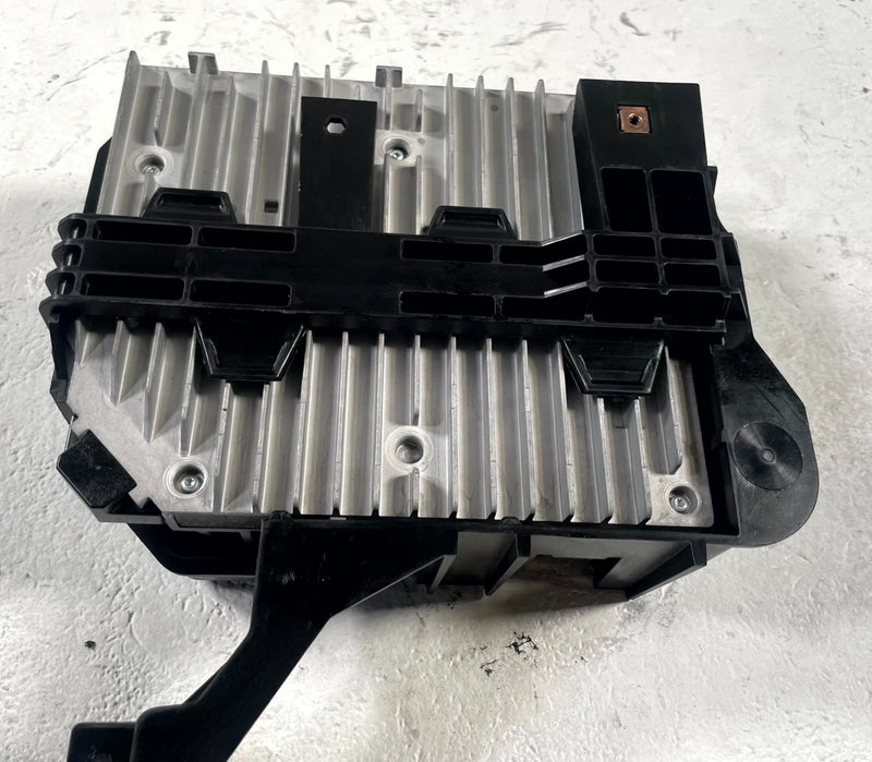 Load image into Gallery viewer, 2025-2026 CHEVROLET EQUINOX AUDIO RADIO RECEIVER MOUDULE W/ BRACKET 1.5L #111329
