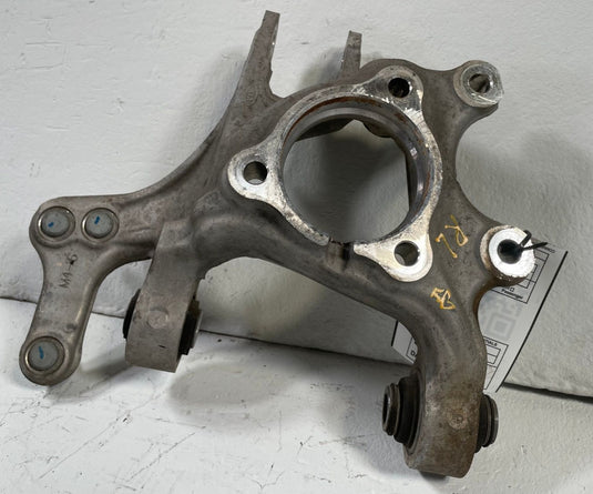 21-24 KIA K5 FWD REAR LEFT DRIVER SIDE STEERING KNUCKLE CARRIER ASSEMBLY
