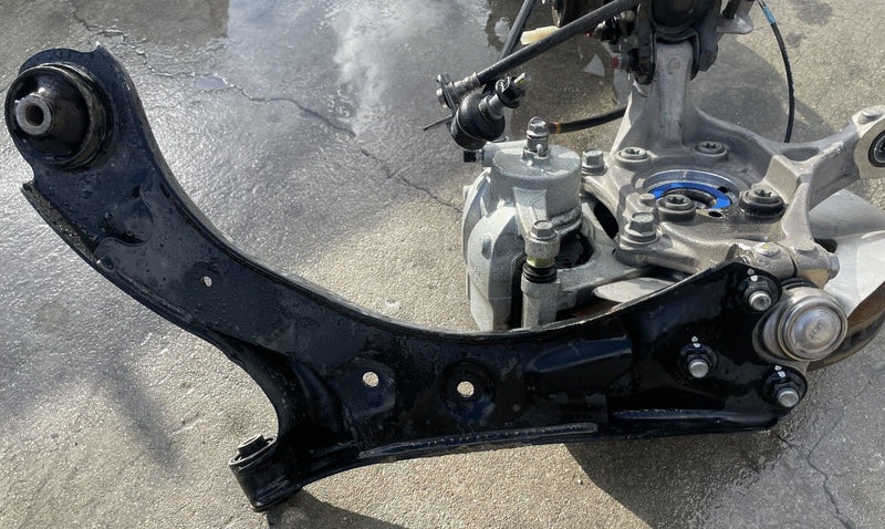 Load image into Gallery viewer, 22-24 HYUNDAI IONIQ 5 FRONT RIGHT PASSENGER SIDE SUSPENSION KNEE ASSEMBLY 10 (1)
