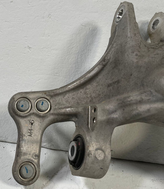 21-24 KIA K5 FWD REAR LEFT DRIVER SIDE STEERING KNUCKLE CARRIER ASSEMBLY