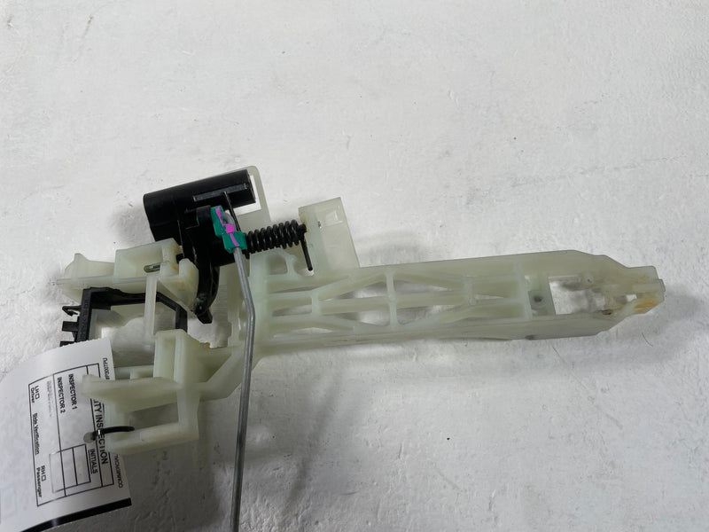Load image into Gallery viewer, 2024-2025 HYUNDAI SANTA FE REAR LEFT SIDE EXTERIOR DOOR HANDLE BASE # 108633
