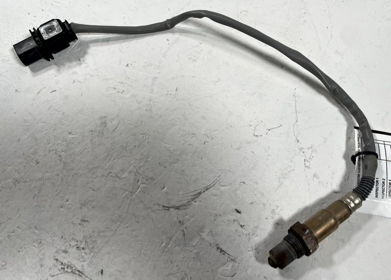 Load image into Gallery viewer, 2020-2025 KIA TELLURIDE FRONT RIGHT SIDE UPPER LAMBDA O2 OXYGEN SENSOR # 112732
