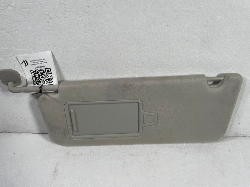 Load image into Gallery viewer, 2024 - 2026 HYUNDAI SANTA FE FRONT LEFT DRIVER SIDE SUNVISOR SUN VISOR # 108637
