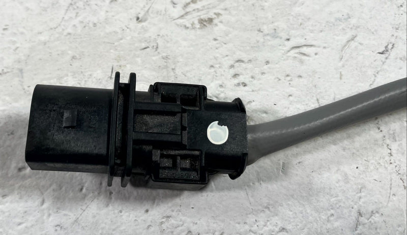 Load image into Gallery viewer, 2020-2025 KIA TELLURIDE FRONT RIGHT SIDE UPPER LAMBDA O2 OXYGEN SENSOR # 112732
