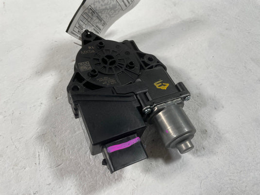 2024-2026 HYUNDAI SANTA FE REAR LEFT DRIVER SIDE POWER WINDOW MOTOR