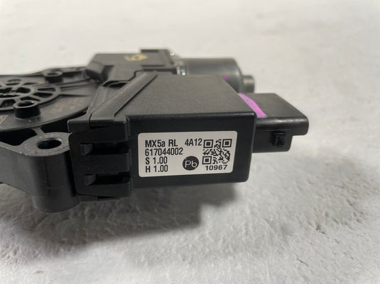 2024-2026 HYUNDAI SANTA FE REAR LEFT DRIVER SIDE POWER WINDOW MOTOR