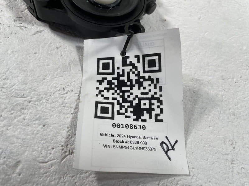 Load image into Gallery viewer, 2024-2026 HYUNDAI SANTA FE REAR LEFT DRIVER SIDE POWER WINDOW MOTOR # 108630
