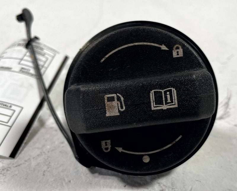 Load image into Gallery viewer, 2020 - 2022 KIA TELLURIDE REAR FUEL GAS TANK FILLER CAP 31010-3L600 # 112730
