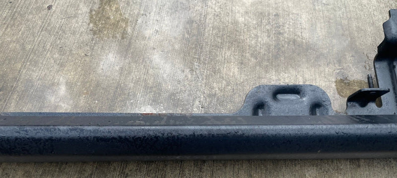 Load image into Gallery viewer, 20-26 JEEP GLADIATOR FRONT LEFT DRIVER BODY SIDE SILL GUARD 68341315AB #114197
