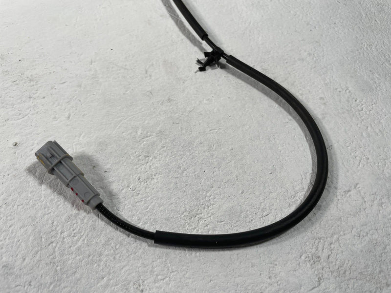 Load image into Gallery viewer, 2024-2026 HYUNDAI SANTA FE FRONT RIGHT SIDE ABS WHEEL SPEED SENSOR # 108625
