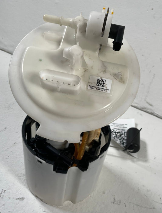 2021-2026 GENESIS G70 FUEL GAS TANK PUMP ASSEMBLY 31110-J5150 3.3L