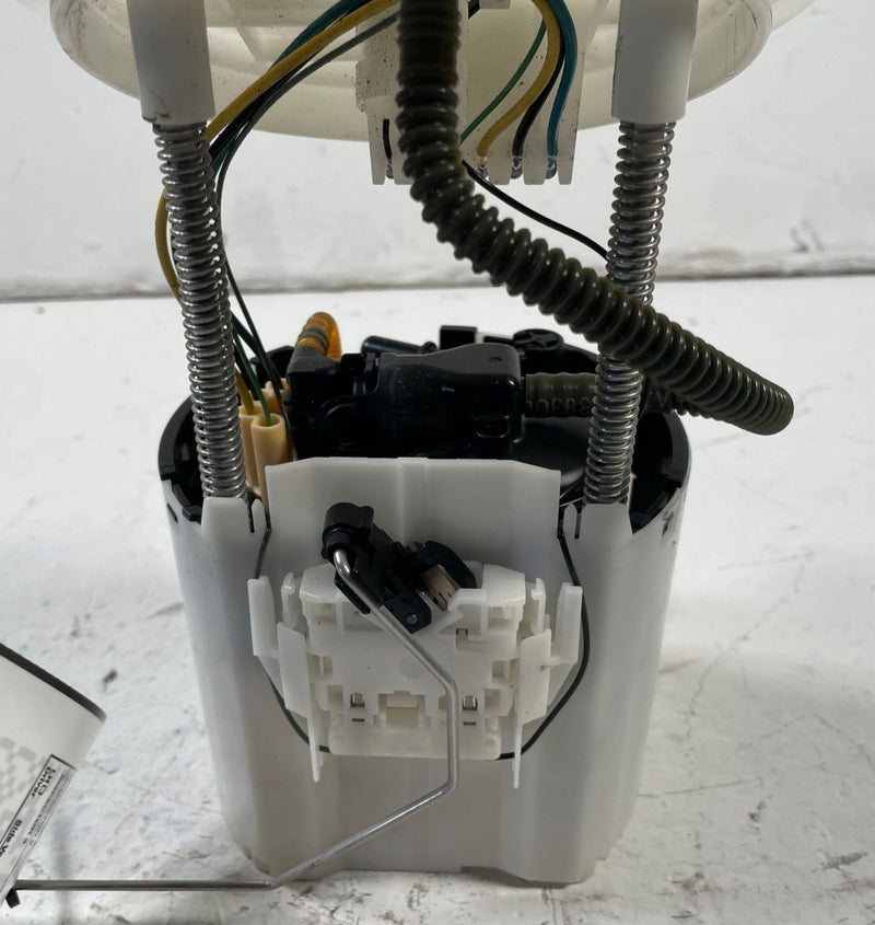 Load image into Gallery viewer, 2021-2026 GENESIS G70 FUEL GAS TANK PUMP ASSEMBLY 31110-J5150 3.3L # 110046

