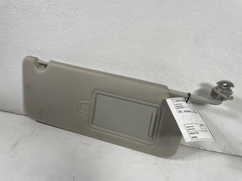 Load image into Gallery viewer, 2024-2026 HYUNDAI SANTA FE FRONT RIGHT PASSENGER SIDE SUNVISOR SUN VISOR #108621
