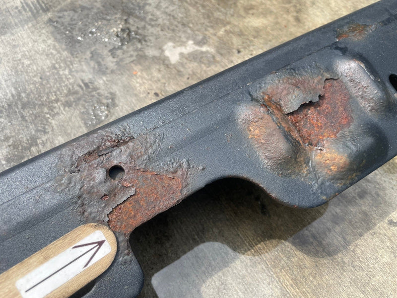 Load image into Gallery viewer, 20-26 JEEP GLADIATOR FRONT LEFT DRIVER BODY SIDE SILL GUARD 68341315AB #114197
