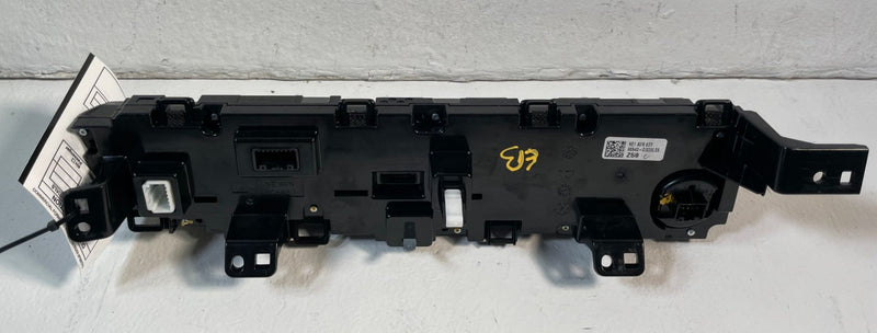Load image into Gallery viewer, 2022 - 2024 HYUNDAI IONIQ 5 FRONT DASH A/C HEATER CONTROL SWITCH UNIT #107236
