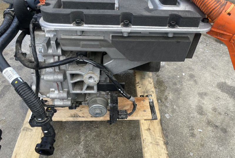 Load image into Gallery viewer, HYUNDAI IONIQ 5 AWD EM17 REAR DRIVE UNIT ENGINE ASSEMBLY 27K MILES 22-24 #107308
