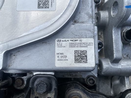 HYUNDAI IONIQ 5 AWD EM17 REAR DRIVE UNIT ENGINE ASSEMBLY 27K MILES 22-24