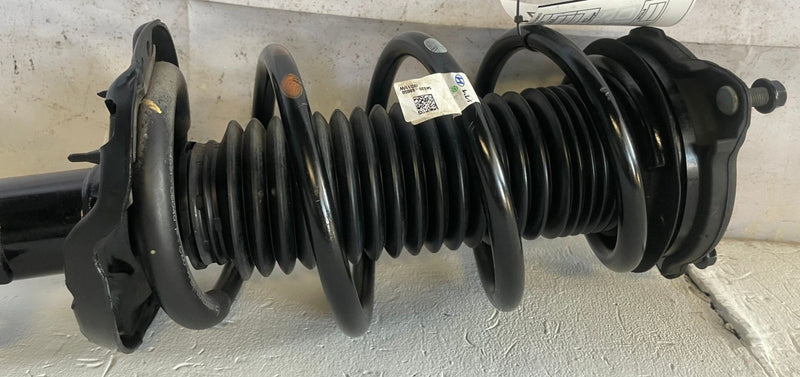 Load image into Gallery viewer, 23-25 HYUNDAI PALISADE FRONT RIGHT PASSENGER SIDE SHOCK STRUT ABSORBER # 111851
