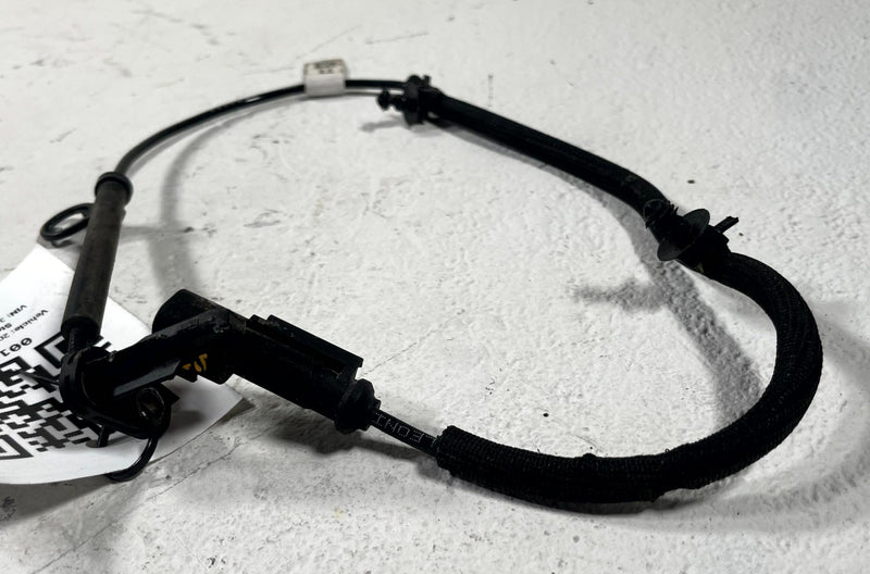 Load image into Gallery viewer, 2025 CHEVROLET EQUINOX REAR LH OR RH SIDE ABS WHEEL SPEED SENSOR 1.5L # 111323
