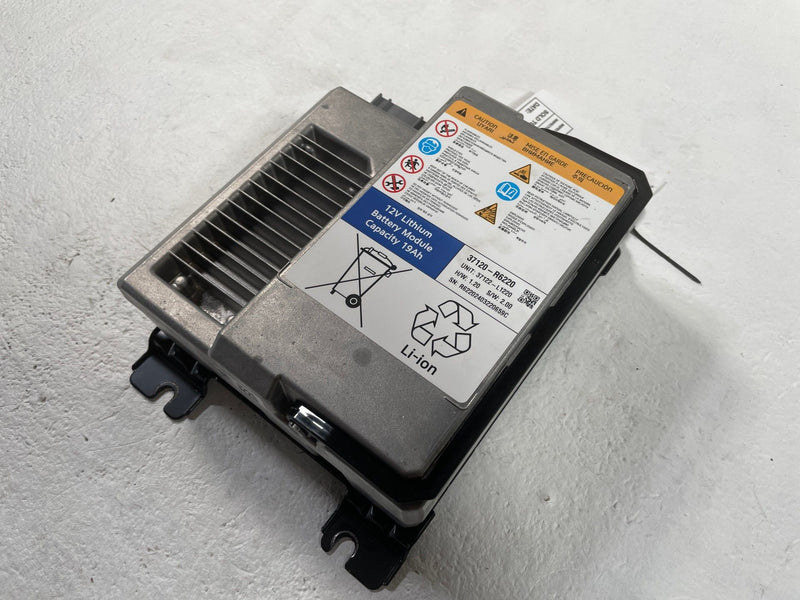 Load image into Gallery viewer, 24-25 HYUNDAI SANTA FE LITHIUM ION BATTERY CONTROL MODULE 37120-R6250 # 108663
