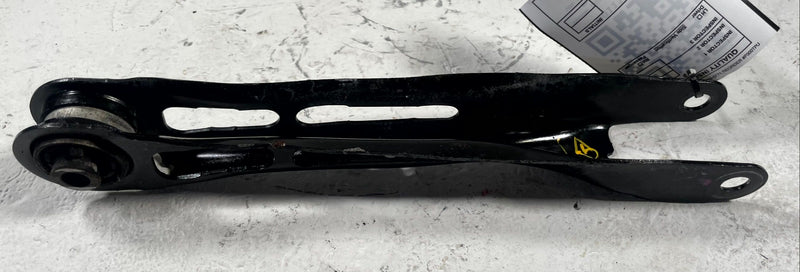 Load image into Gallery viewer, 2018-2026 CHEVROLET EQUINOX REAR RH OR LH SIDE LOWER LATERAL CONTROL ARM #111309
