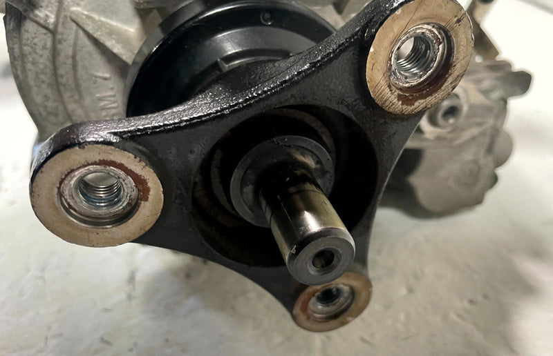 Load image into Gallery viewer, 20-25 KIA TELLURIDE AWD REAR AXLE DIFFERENTIAL CARRIER ASSEMBLY 3.8L # 112800
