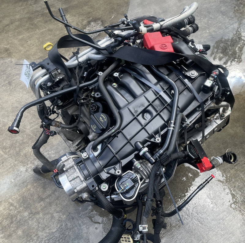 Load image into Gallery viewer, JEEP GLADIATOR 4x4 ENGINE MOTOR ASSEMBLY AUTOMATIC 3.6L 78K MILES 20-22 # 114200
