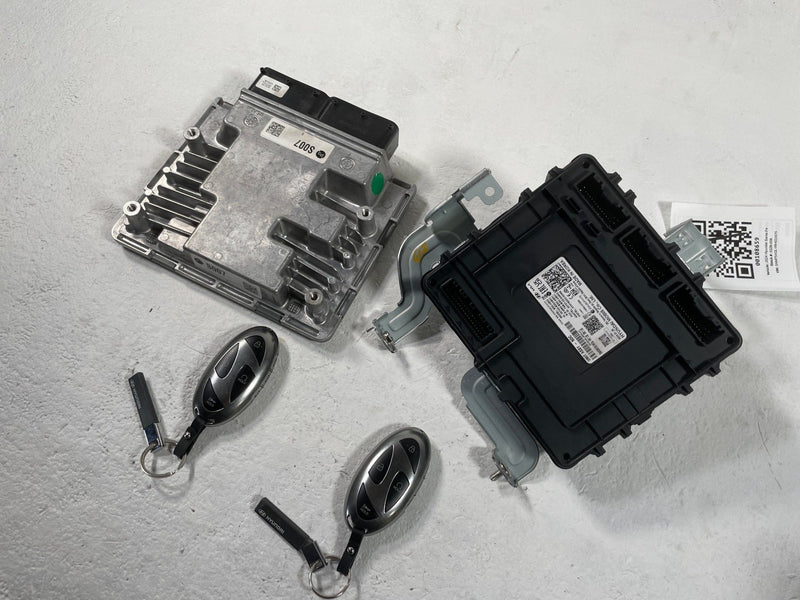 Load image into Gallery viewer, 24-26 HYUNDAI SANTA FE FWD ENGINE &amp; BODY MODULE ECM BCM W/ KEY FOB 2.5L # 108659
