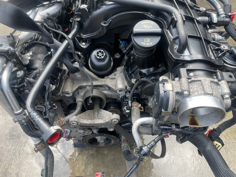 Load image into Gallery viewer, JEEP GLADIATOR 4x4 ENGINE MOTOR ASSEMBLY AUTOMATIC 3.6L 78K MILES 20-22 # 114200
