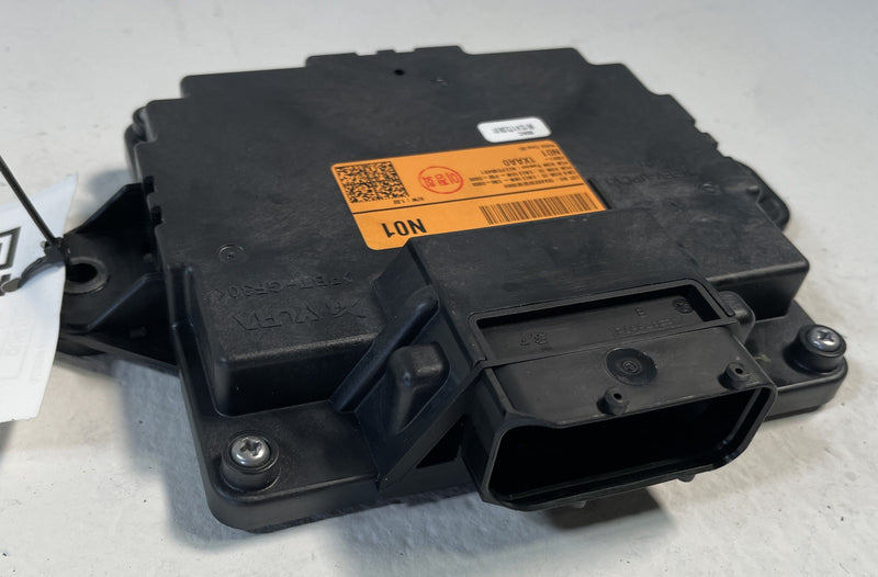 Load image into Gallery viewer, 22-24 HYUNDAI IONIQ 5 VCMS VEHICLE CHARGE MANAGEMENT SYSTEMS MODULE UNIT #107219
