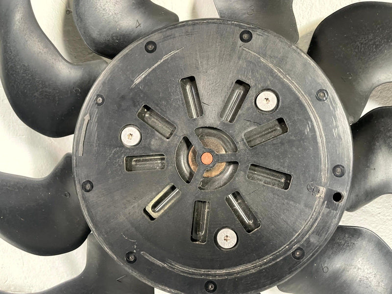 Load image into Gallery viewer, 2020 - 2025 KIA TELLURIDE FRONT RADIATOR COOLING FAN BLADE &amp; MOTOR 3.8L # 112768
