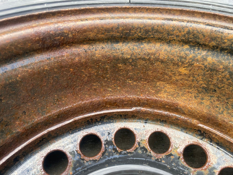 Load image into Gallery viewer, JEEP GLADIATOR 17X7.5 STEEL 20 HOLES SPARE TIRE WHEEL RIM W/TIRE 20-25 # 114202

