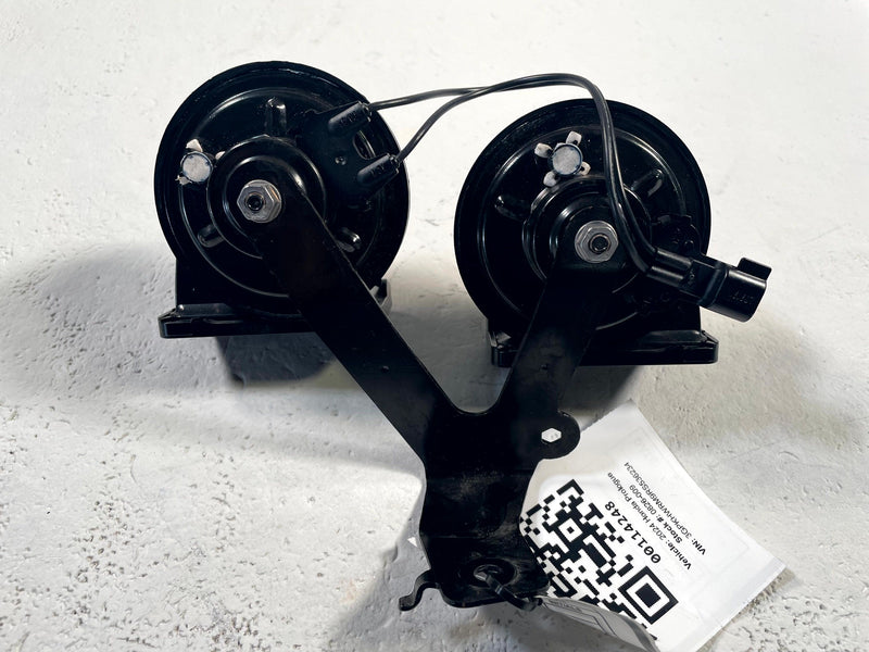Load image into Gallery viewer, 2024-2026 HONDA PROLOGUE LOW &amp; HIGH DUAL TONE NOTE ALARM HORN SIGNAL # 114248
