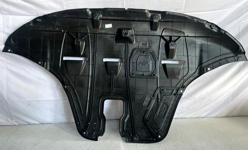Load image into Gallery viewer, 2022-2025 HYUNDAI TUCSON FRONT UNDER ENGINE COVER SPLASH GUARD SHIELD # 107391

