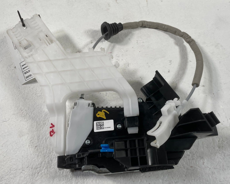 Load image into Gallery viewer, 2024-26 HYUNDAI SANTA FE REAR LEFT DRIVER SIDE DOOR LOCK LATCH ACTUATOR # 108631
