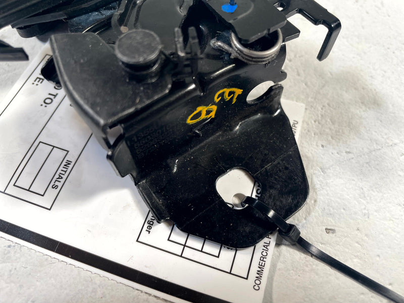 Load image into Gallery viewer, 2024 - 2026 HONDA PROLOGUE FRONT HOOD BONNET LOCK LATCH 13550824# 114258
