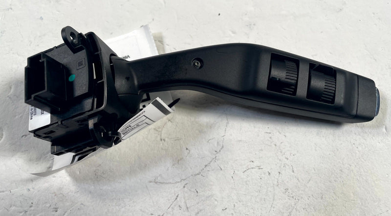 Load image into Gallery viewer, 2024-2026 HONDA PROLOGUE STEERING COLUMN TURN SIGNAL &amp; WIPER SWITCH # 114254
