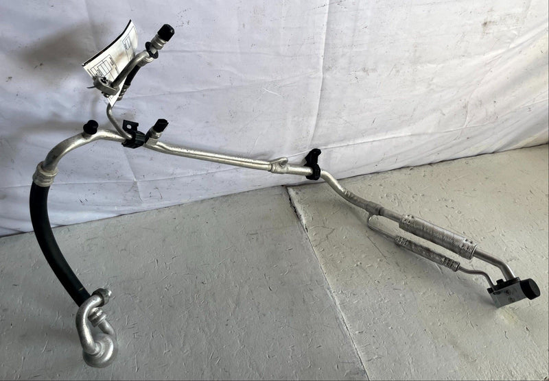 Load image into Gallery viewer, 22-25 HYUNDAI TUCSON AC AIR CONDITIONING SUCTION &amp; LIQUID LINE HOSE TUBE #107385
